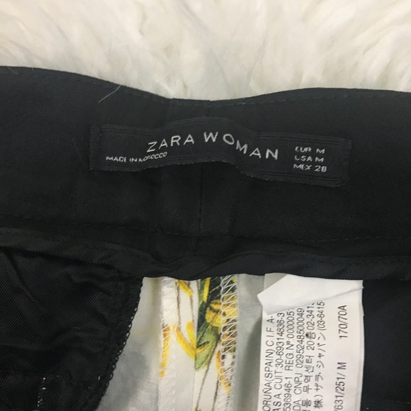 Zara Women Floral Pants With Black Wasit Band - Picture 4 of 6
